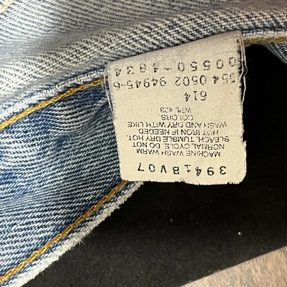 Vintage Levis 34x30 Jeans 550 USA Levi Skate Distressed Thrashed Denim 1990s